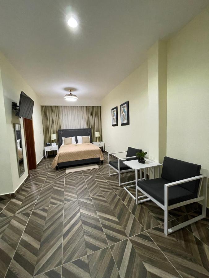 Hotel Monarca Salvaleón de Higüey Esterno foto