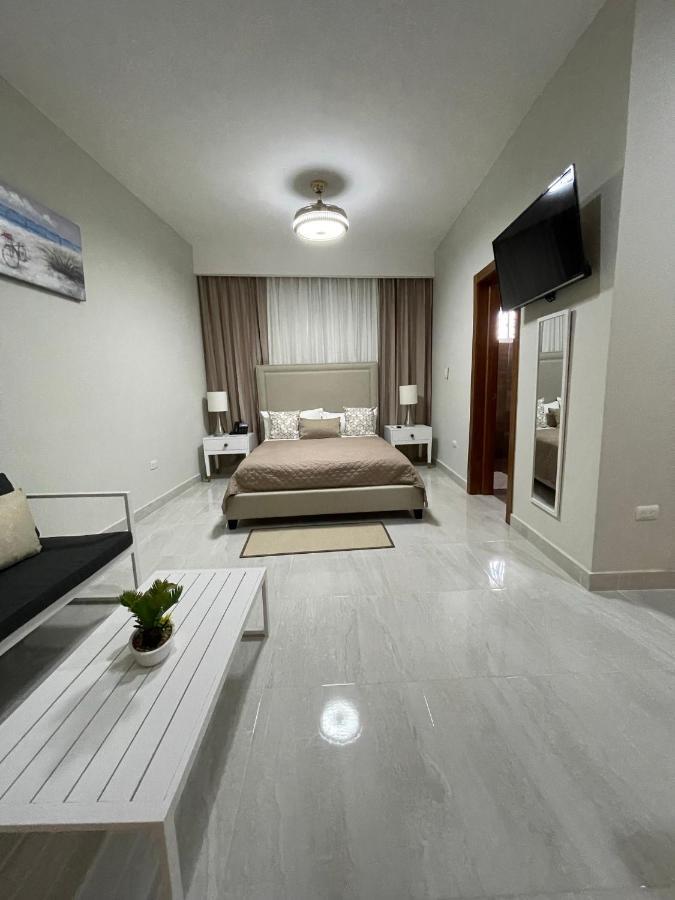 Hotel Monarca Salvaleón de Higüey Esterno foto