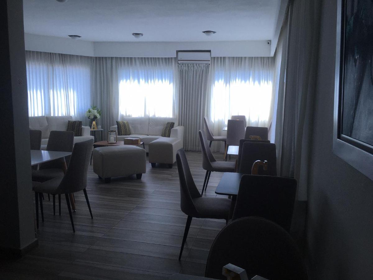 Hotel Monarca Salvaleón de Higüey Esterno foto