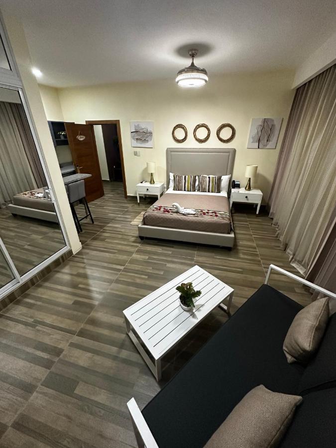 Hotel Monarca Salvaleón de Higüey Esterno foto