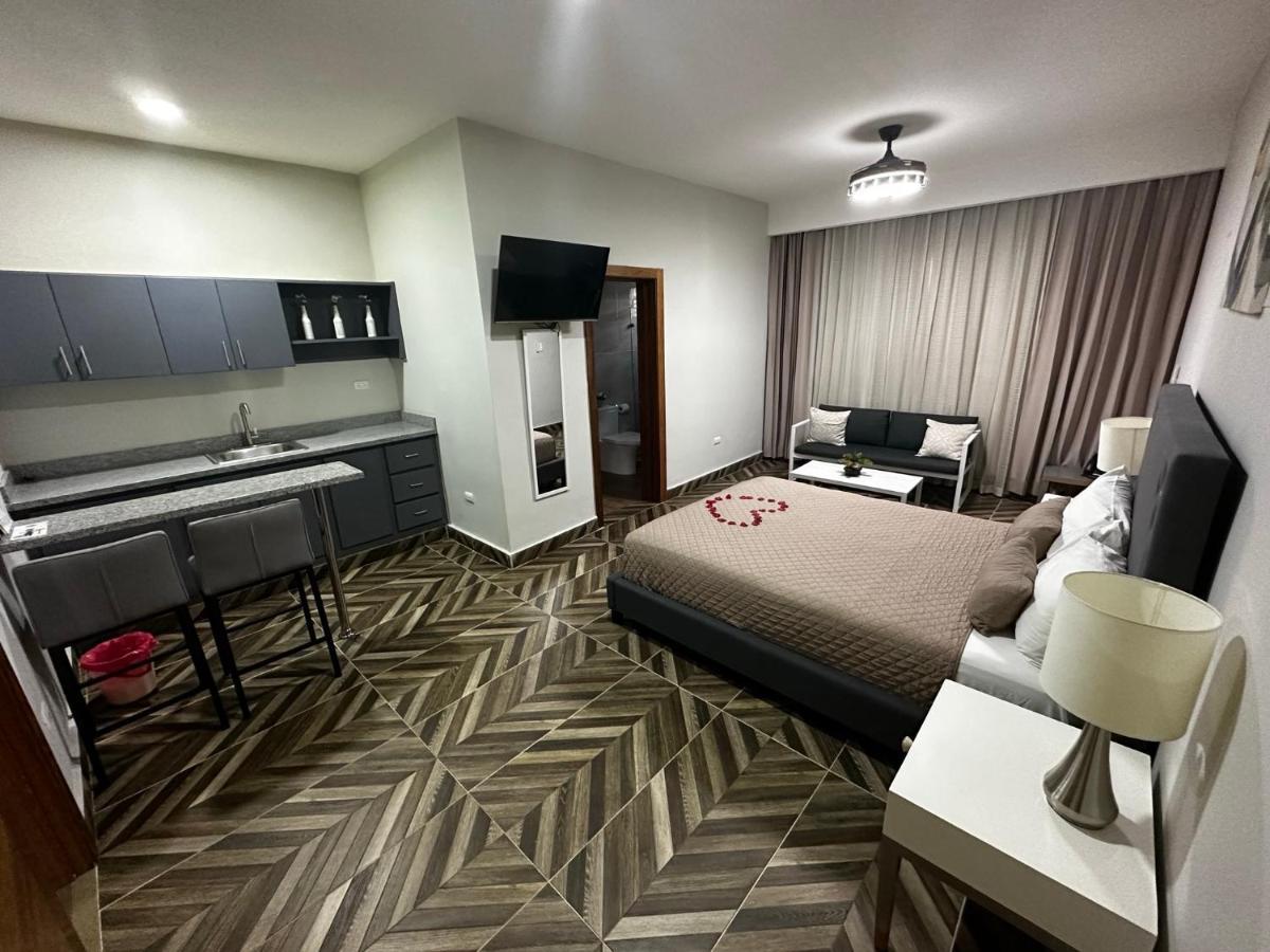 Hotel Monarca Salvaleón de Higüey Esterno foto