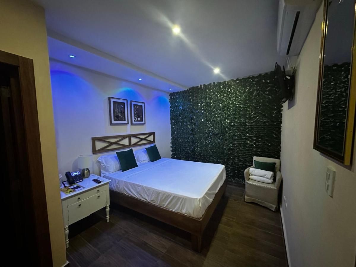 Hotel Monarca Salvaleón de Higüey Esterno foto